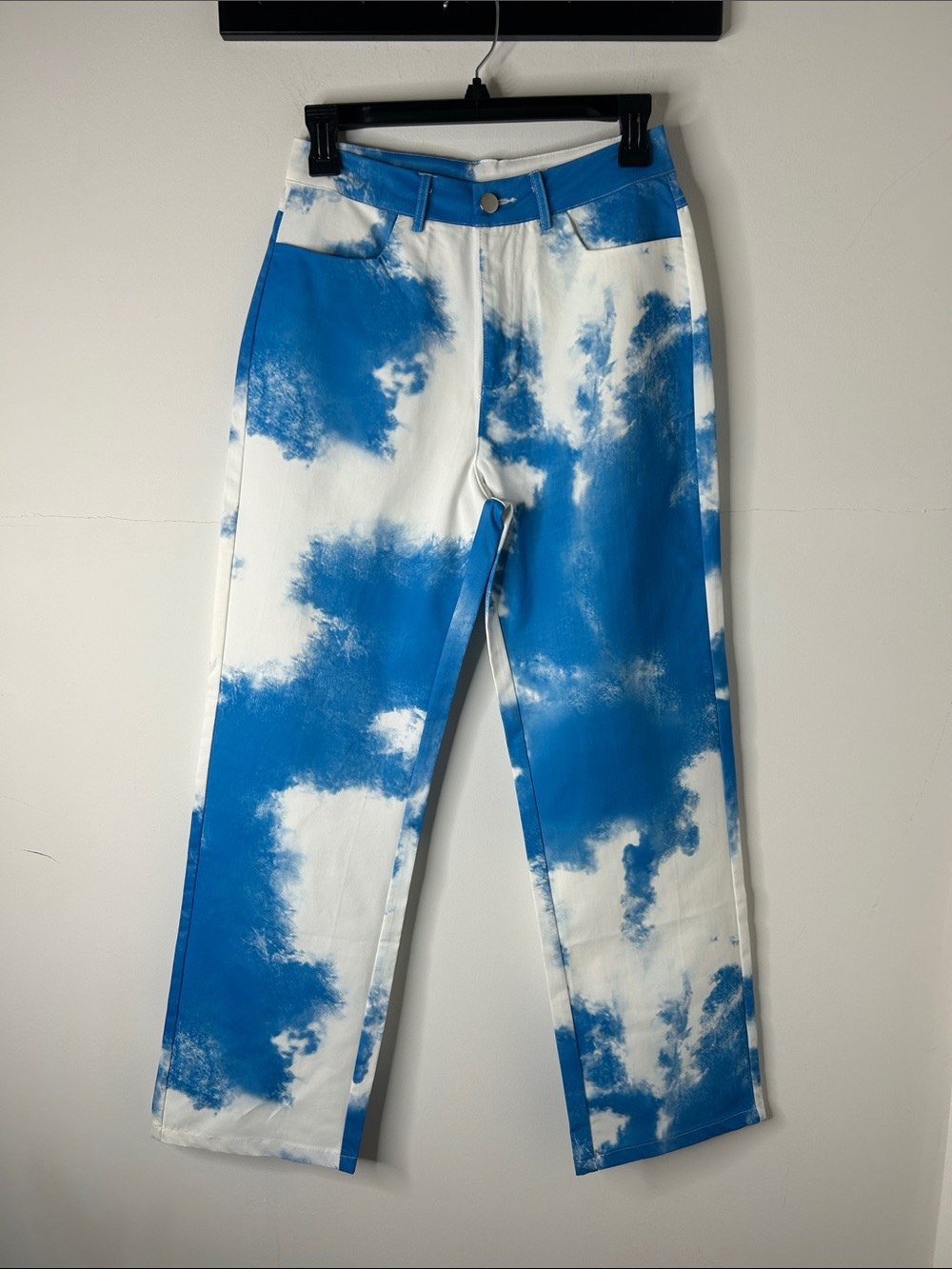 Fun cloud printed pants